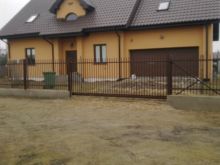 Montaż ogrodzeń
